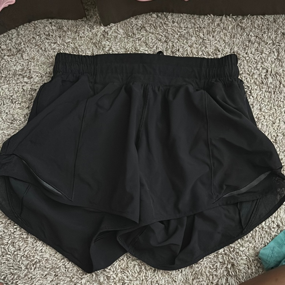 Lulu lemon black shorts